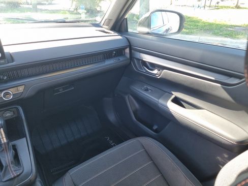 Used 2024 Honda CR-V Sport image 19