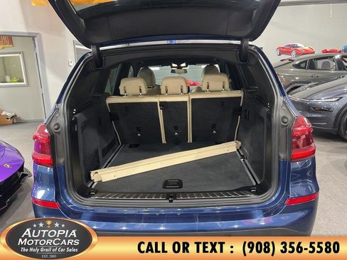 Used 2018 BMW X3 xDrive30i w/ Premium Package image 17