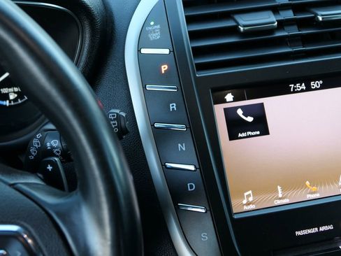 Used 2018 Lincoln MKC Select w/ Select Plus Package image 21