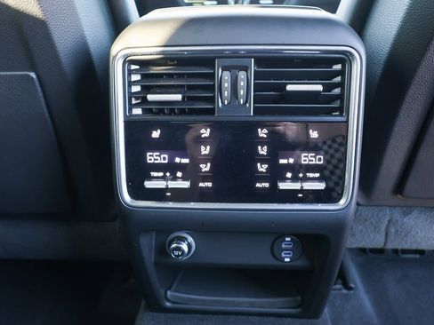 Used 2023 Porsche Cayenne GTS image 23