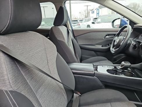 Used 2023 Nissan Rogue SV image 27