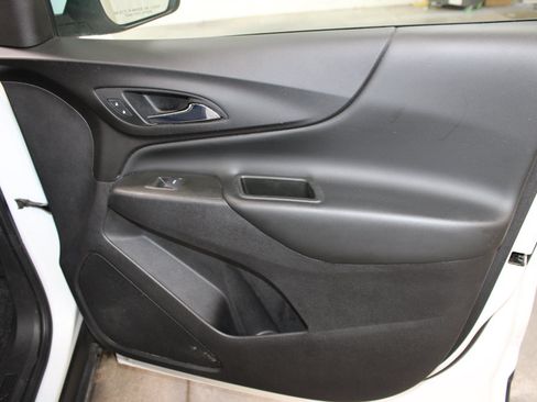 Used 2021 Chevrolet Equinox LT AWD/4WD image 23