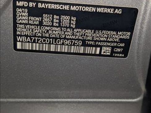 Used 2020 BMW 740i w/ M Sport Package image 17