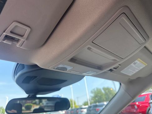 Used 2020 Ford Escape SE AWD/4WD image 36