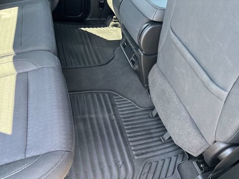 Certified 2022 Chevrolet Silverado 1500 Custom AWD/4WD image 38