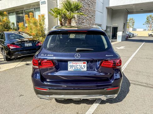 Used 2020 Mercedes-Benz GLC 300 4MATIC w/ Premium Package image 11