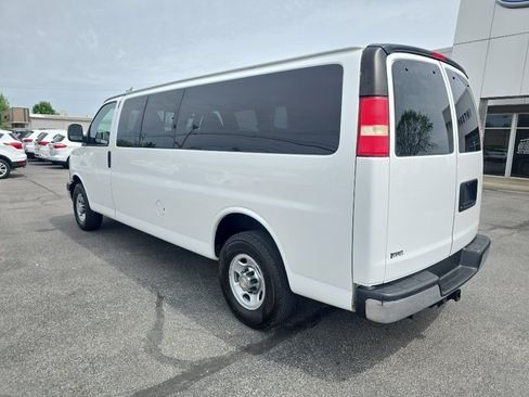 Used 2015 Chevrolet Express 3500 LT w/ LT Preferred Equipment Group RWD image 8