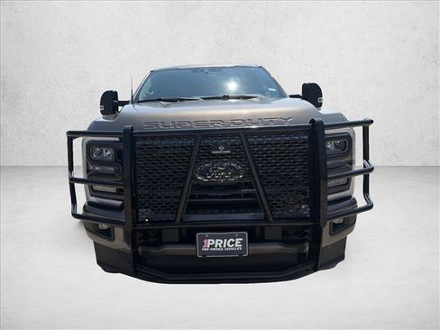 Used 2023 Ford F250 XLT w/ XLT Premium Package AWD/4WD image 8