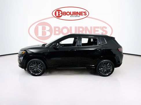 Used 2024 Jeep Compass Limited AWD/4WD image 8