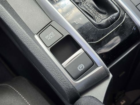 Used 2018 Honda Civic EX image 28