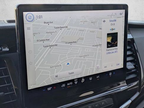 Used 2023 Ford Transit 350 XLT image 15