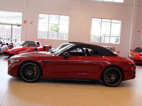 Used 2022 Mercedes-Benz SL 63 AMG 4MATIC image 3