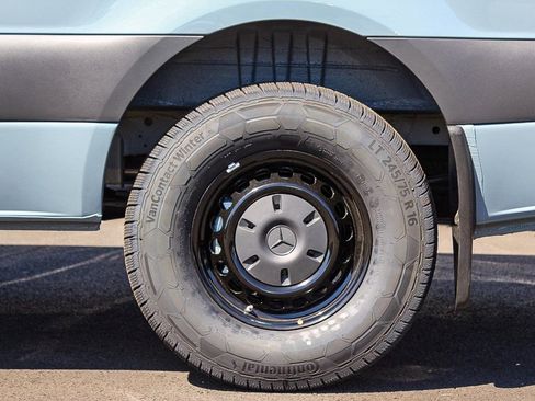 Used 2024 Mercedes-Benz Sprinter 144 Cargo image 18