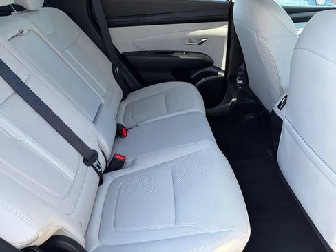 Used 2025 Hyundai Tucson SEL FWD image 18
