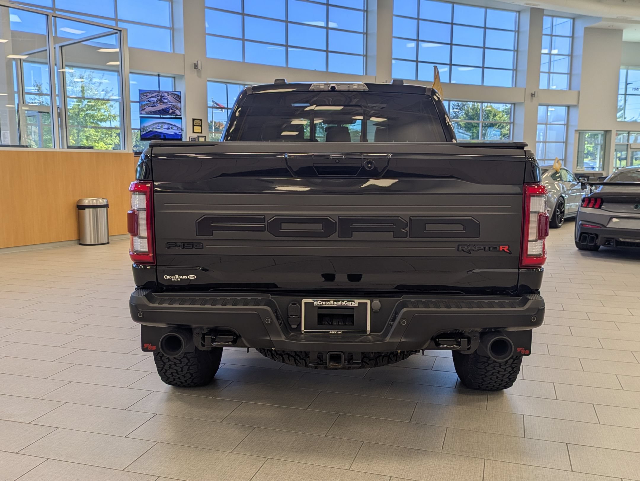 Certified 2023 Ford F150 Raptor w/ Equipment Group 802A Raptor R AWD/4WD image 5