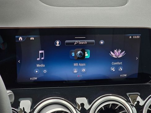 New 2025 Mercedes-Benz GLA 250 4MATIC image 15