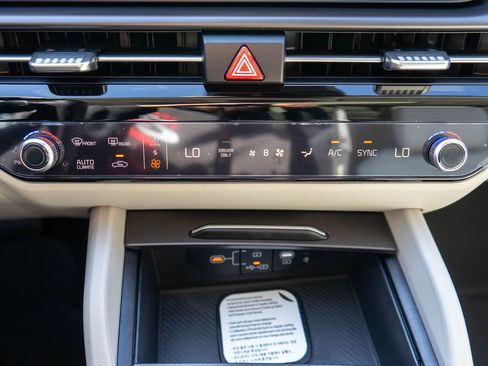 New 2026 Kia Sportage EX AWD/4WD image 24