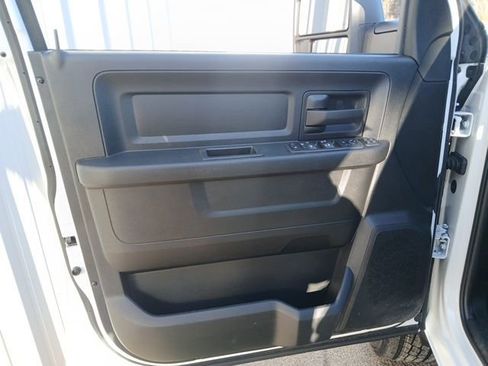 Used 2024 RAM 2500 Tradesman w/ Chrome Appearance Group image 44