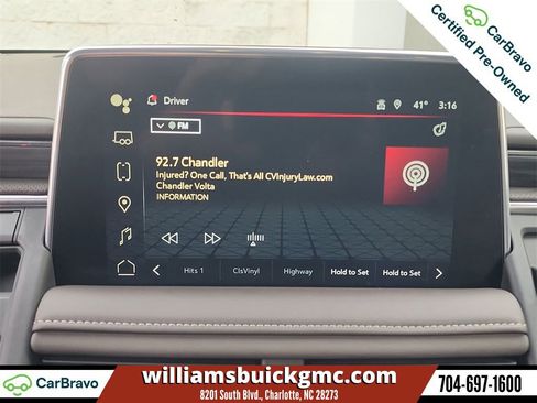 Used 2023 GMC Yukon SLT w/ SLT Premium Package image 14