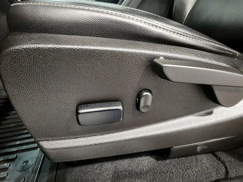 Used 2022 Chevrolet Colorado ZR2 AWD/4WD image 20