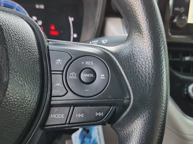 Used 2026 Toyota Corolla Cross L FWD image 25