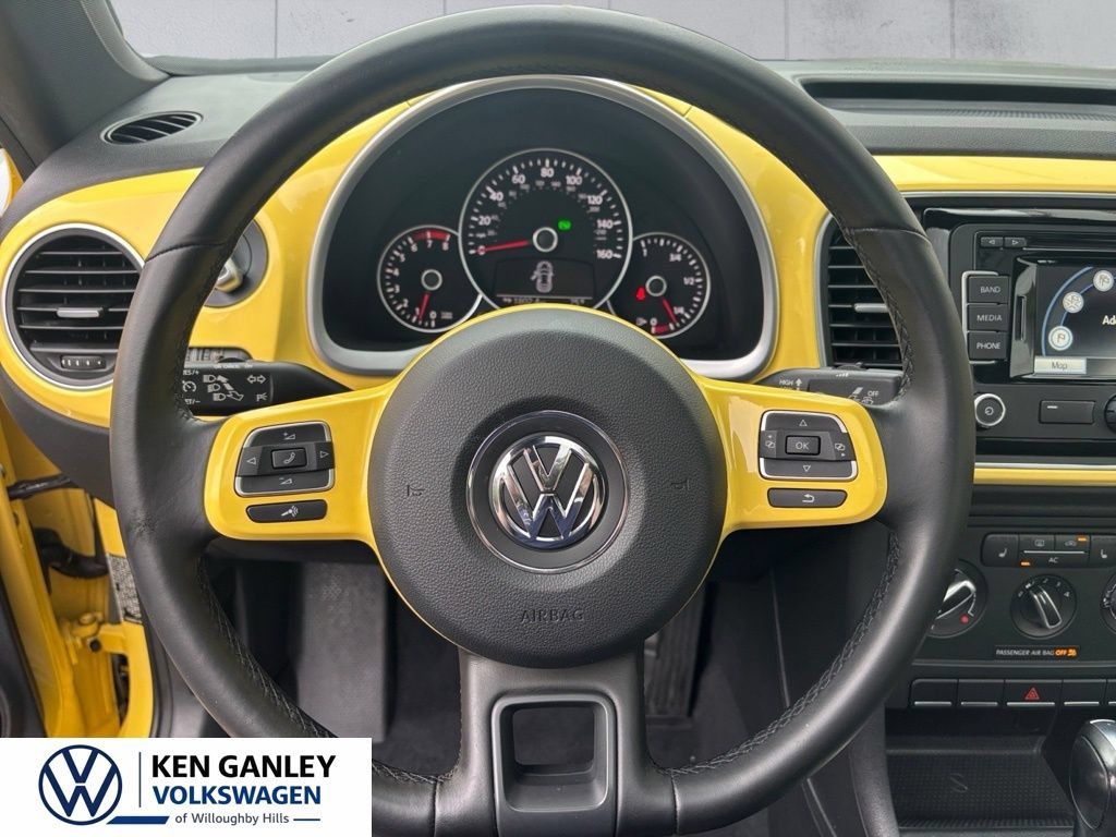 Used 2012 Volkswagen Beetle 2.5 FWD image 12