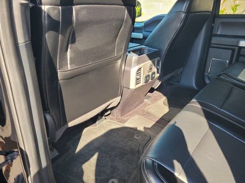 Used 2017 Ford F150 Lariat w/ Equipment Group 502A Luxury AWD/4WD image 14