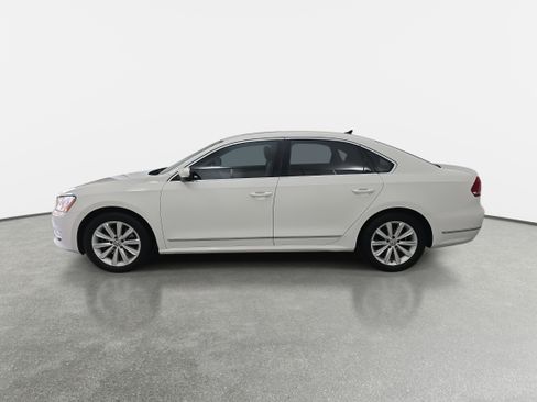 Used 2013 Volkswagen Passat 2.5 SEL Premium image 8