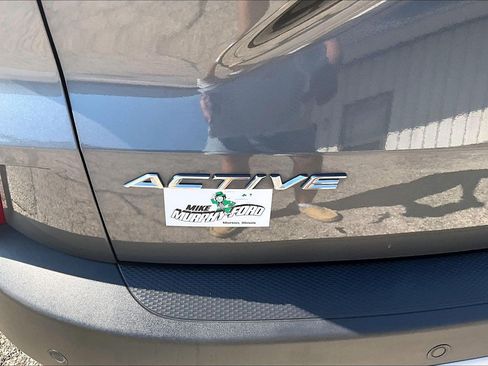 Used 2023 Ford Escape Active w/ Tech Pack #2 AWD/4WD image 8
