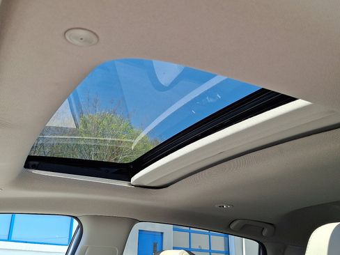 Certified 2024 Honda HR-V EX-L image 17