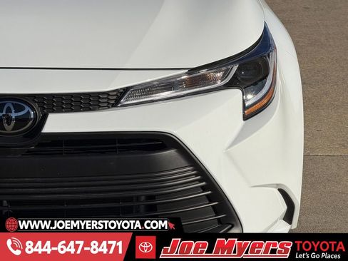 Certified 2026 Toyota Corolla LE image 4
