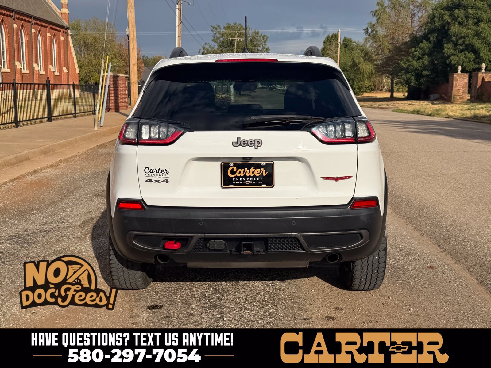 Used 2020 Jeep Cherokee Trailhawk AWD/4WD image 6