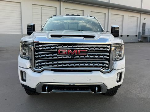 Used 2020 GMC Sierra 2500 Denali w/ Denali Ultimate Package AWD/4WD image 3