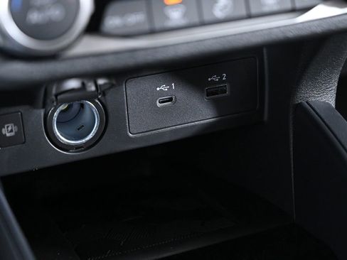 New 2025 Nissan Versa SR w/ Trunk Package image 15