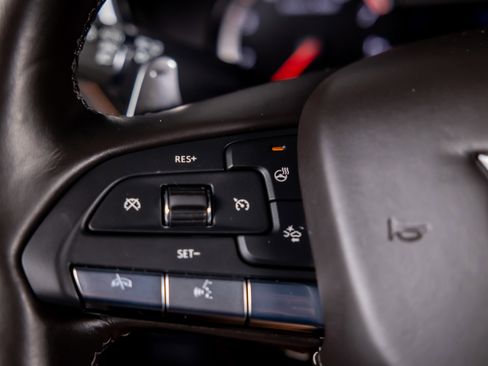 Used 2024 Cadillac CT5 V w/ LPO, ONYX Package image 17