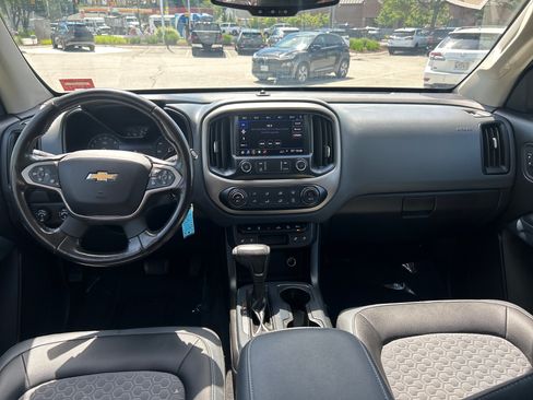 Used 2020 Chevrolet Colorado Z71 AWD/4WD image 18
