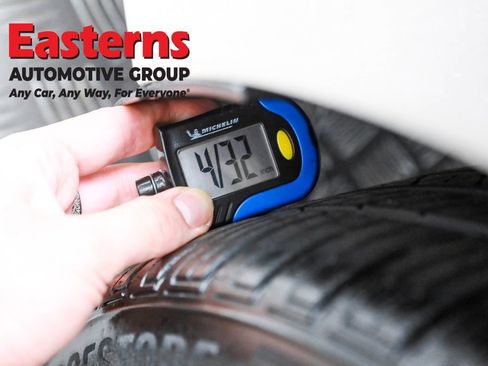 Used 2022 Nissan Altima 2.5 SR image 25