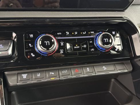 New 2026 GMC Sierra 2500 AT4 w/ AT4 Premium Plus Package image 31