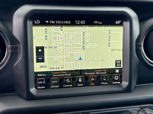 Used 2023 Jeep Wrangler Unlimited Sahara AWD/4WD image 14