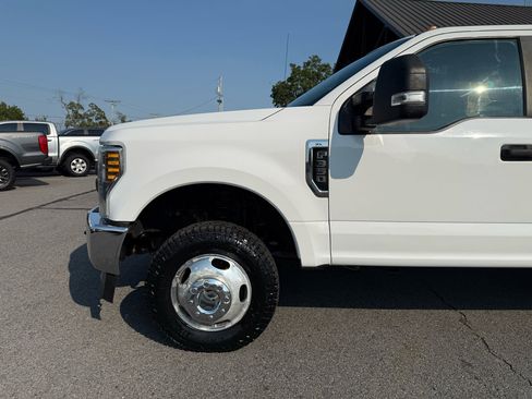 Used 2018 Ford F350 XL w/ Power Equipment Group image 31
