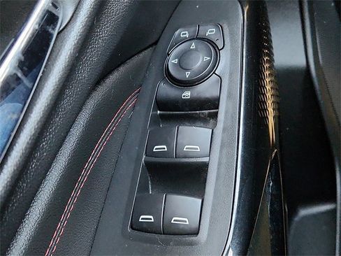 Certified 2024 Chevrolet Trax RS w/ Sunroof Package image 22