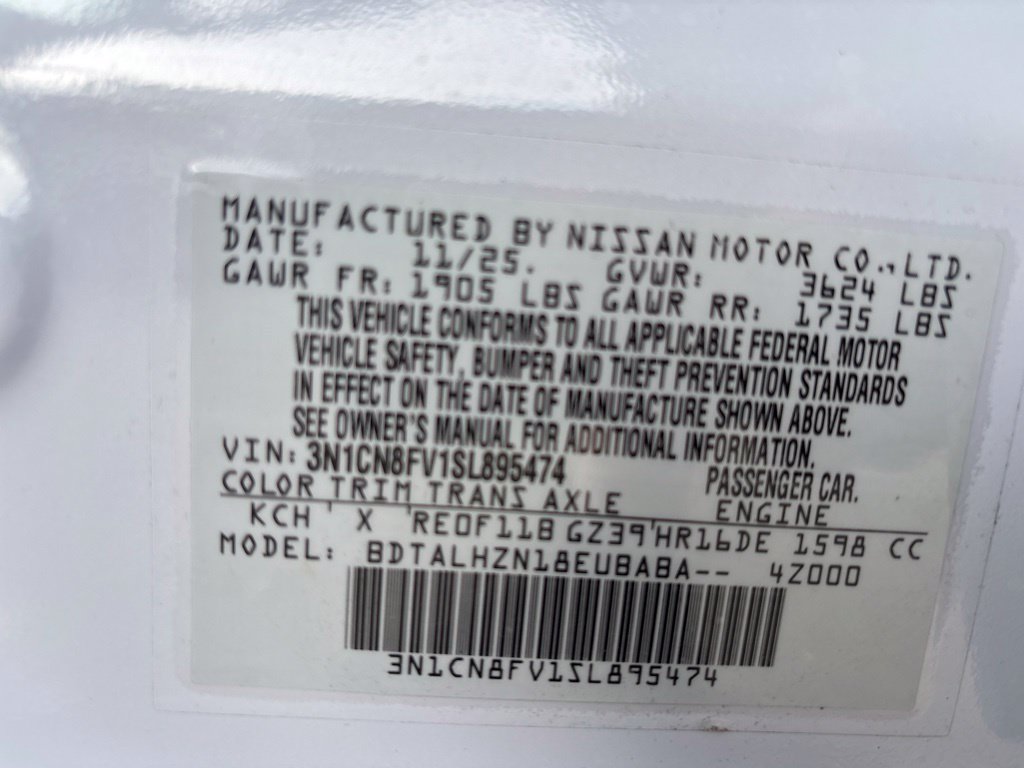 Certified 2025 Nissan Versa SR w/ Trunk Package FWD image 9