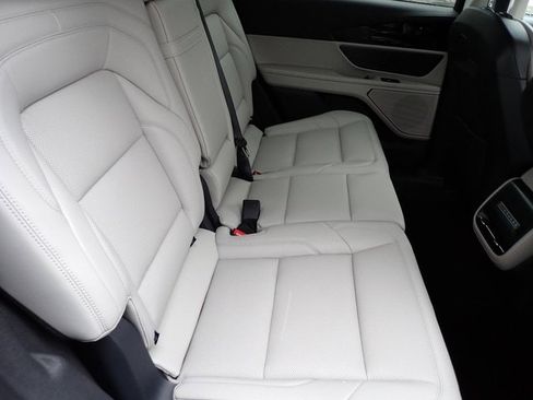 New 2026 Lincoln Nautilus Premier image 14