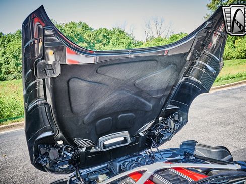 Used 2013 SRT Viper GTS w/ GTS Laguna Interior Pkg image 23