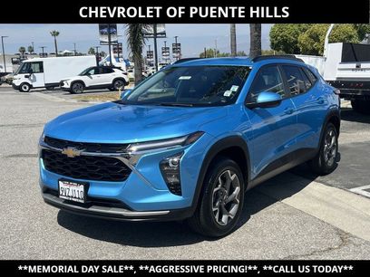 Used 2025 Chevrolet Trax LT w/ Driver Confidence Package