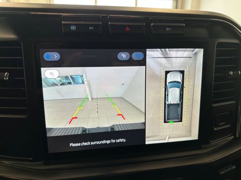 Used 2023 Ford F250 Lariat w/ Chrome Package image 23