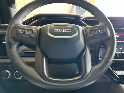 Used 2025 GMC Sierra 1500 AT4 w/ AT4 Premium Package AWD/4WD image 22