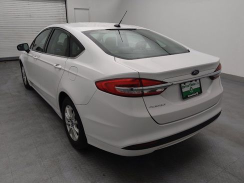 Used 2018 Ford Fusion S image 5