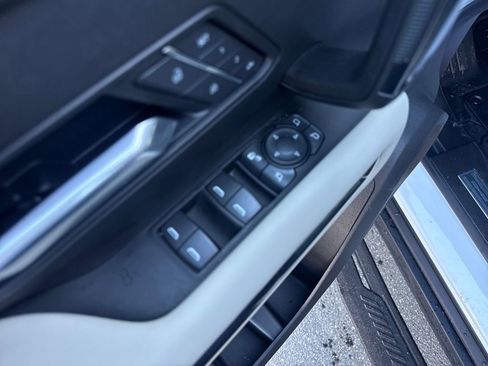 New 2026 GMC Hummer EV 4x4 Crew Cab image 12
