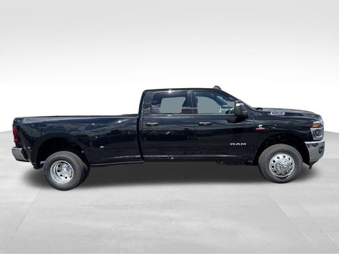 New 2026 RAM 3500 Big Horn AWD/4WD image 2